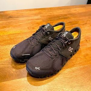Like new On Cloud Cloud X size 11